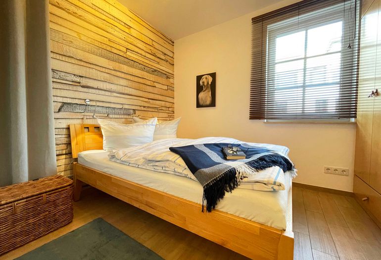 1. Schlafzimmer mit Doppelbett 1. Schlafzimmer mit Doppelbett