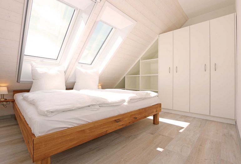 1. Schlafzimmer mit großem Kleiderschrank