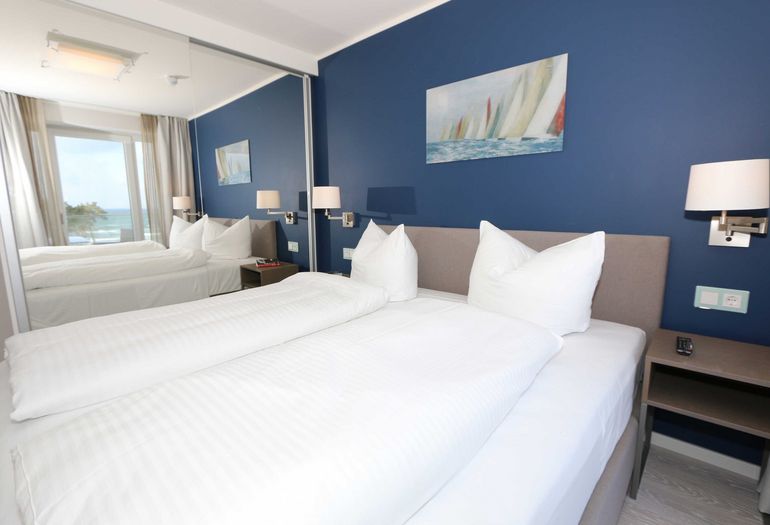 2. Schlafzimmer mit Kleiderschrank 2. Schlafzimmer mit Kleiderschrank