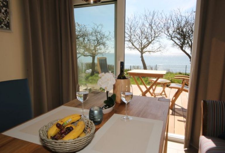 Zollhaus Klein Zicker - Wohnung 02 mit Südterrasse und Meerblick Zollhaus Klein Zicker - Wohnung 02 mit Südterrasse und Meerblick