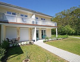 Ferienwohnung "Ostseerausch" Nr. 01 mit Terrasse