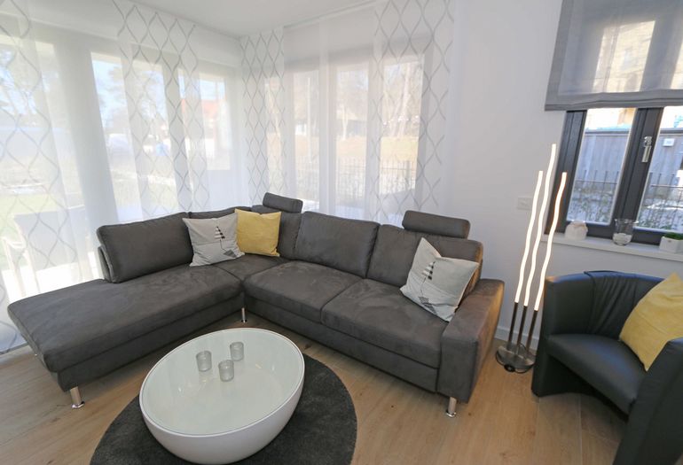 Wohnzimmer mit Wohnlandschaft Wohnzimmer mit Wohnlandschaft