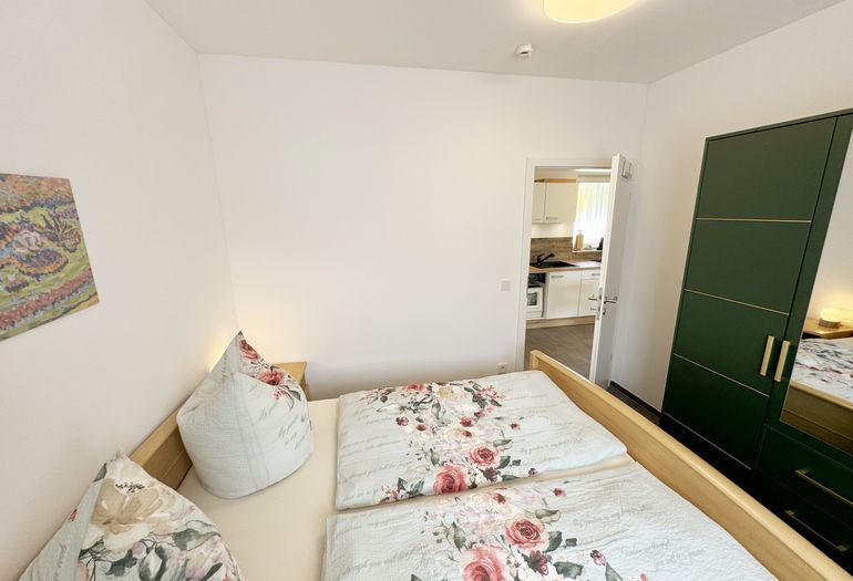 Schlafzimmer mit Doppelbett Schlafzimmer mit Doppelbett