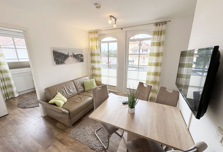 gemütlicher Wohnbereich mit Couch