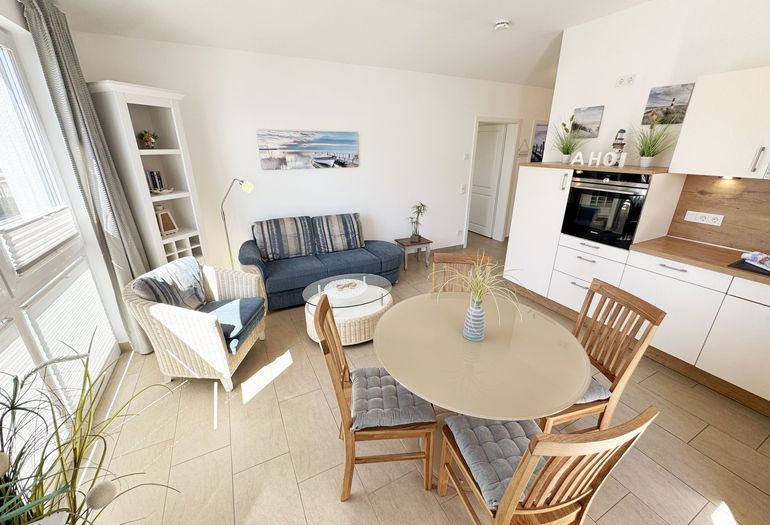 kombinierter Wohn- /Koch-und Essbereich