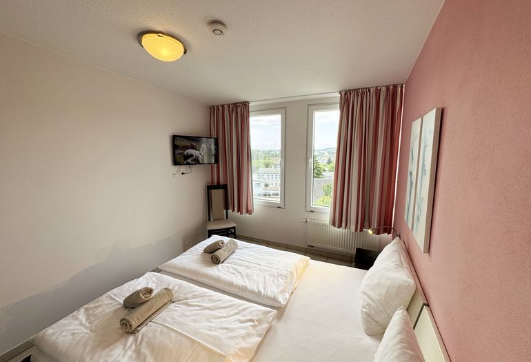 Schlafzimmer in der 2. Etage Schlafzimmer in der 2. Etage