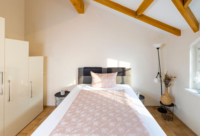 2. Schlafzimmer 2. Schlafzimmer