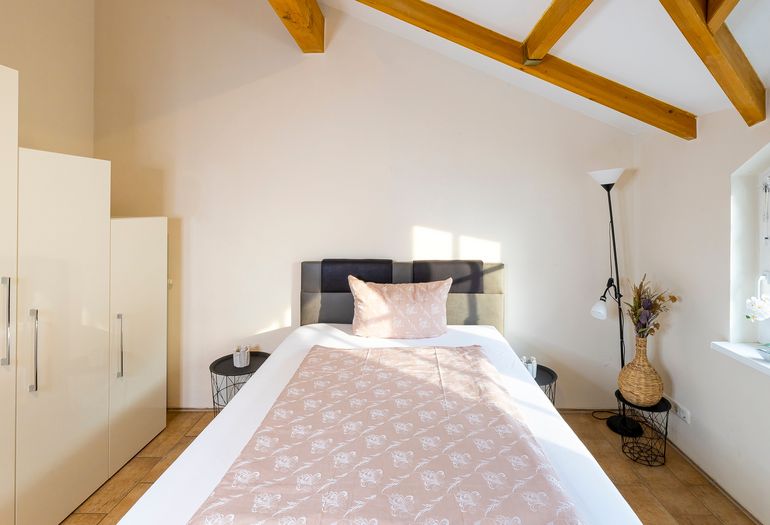 2. Schlafzimmer 2. Schlafzimmer