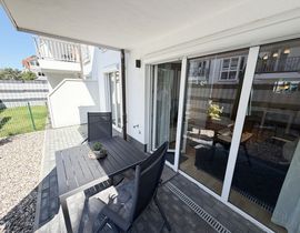 Ferienwohnung 01 Strandgut mit Terrasse