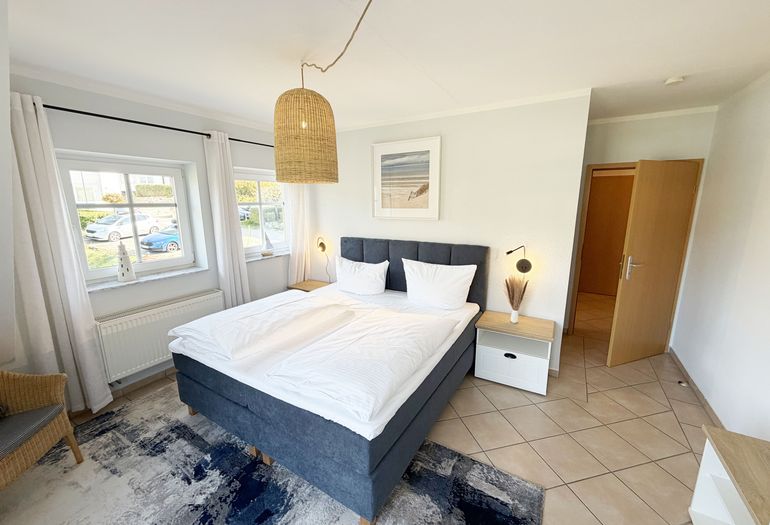 1. Schlafzimmer