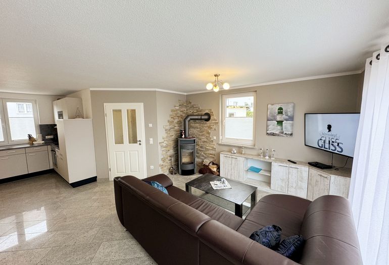 gefliester Wohnbereich