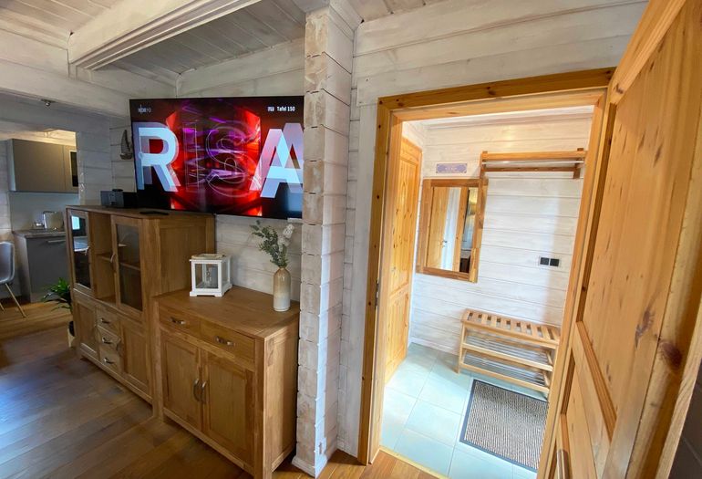 Flurbereich mit Garderobe und Schuablage Flurbereich mit Garderobe und Schuablage