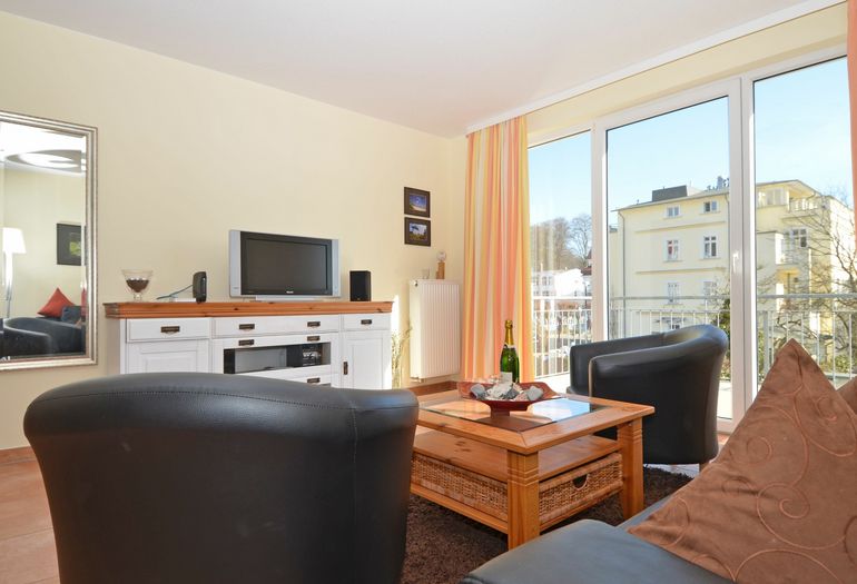 Haus Möwe 2 Wohnung 05 "Rügenglück" mit Balkon Haus Möwe 2 Wohnung 05 "Rügenglück" mit Balkon