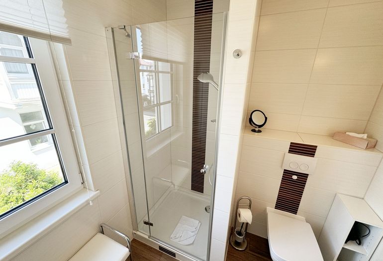 Badezimmer mit WC Badezimmer mit WC