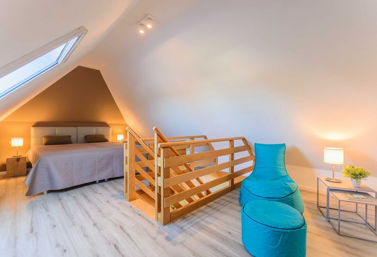 erstes Schlafzimmer mit Doppelbett erstes Schlafzimmer mit Doppelbett