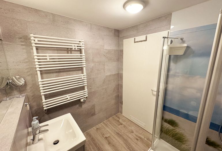 innenliegendes Badezimmer