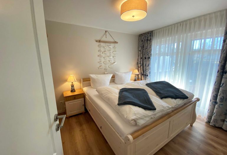 Schlafzimmer mit Doppelbett Schlafzimmer mit Doppelbett