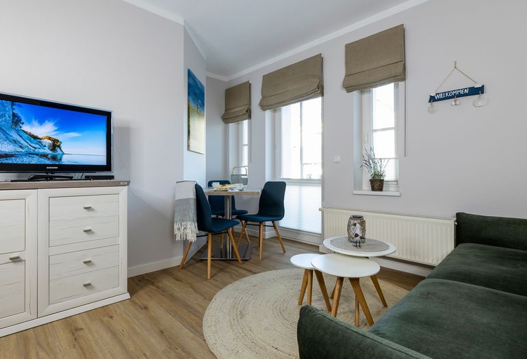 Wohnzimmer mit TV