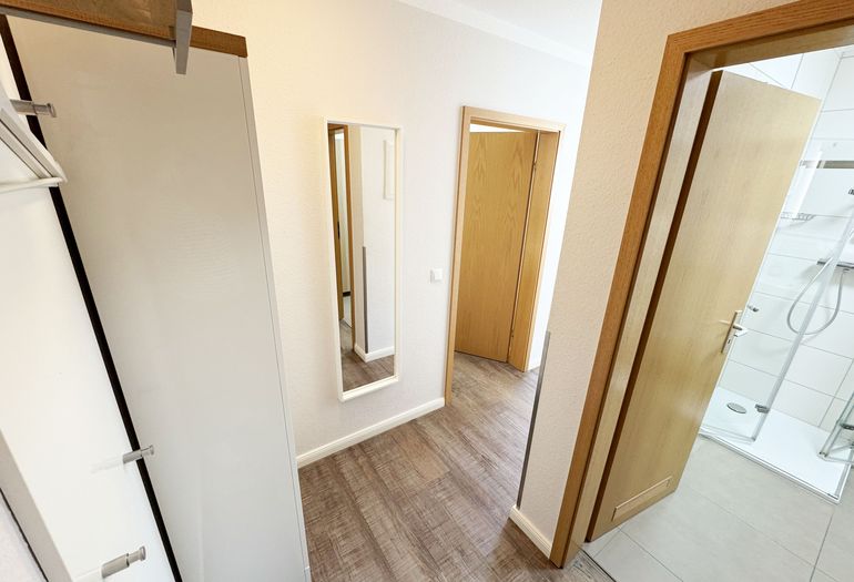 Flurbereich mit Garderobe Flurbereich mit Garderobe
