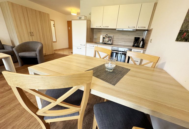 Haus-an-der-Düne-WE-05-Essbereich