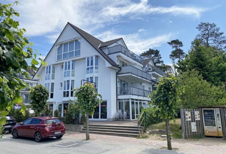 Strandstraße 8/10 Strandstraße 8/10