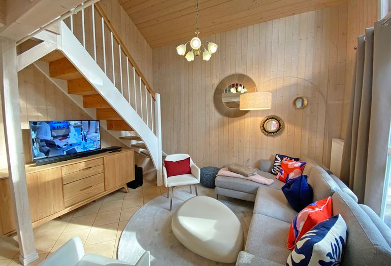 Wohnzimmer mit TV