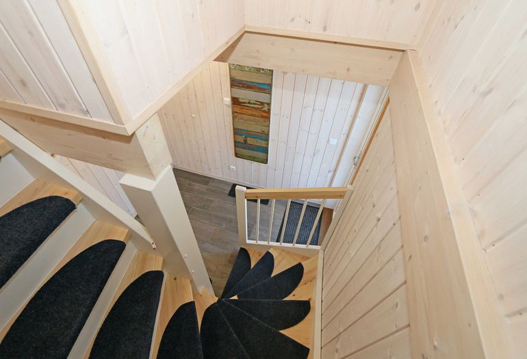 Treppe zum Obergeschoss