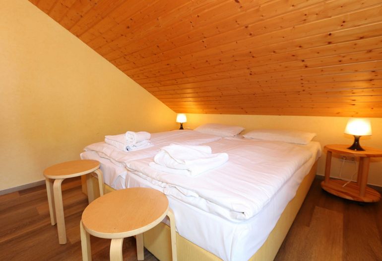 1. Schlafzimmer mit Doppelbett 1. Schlafzimmer mit Doppelbett