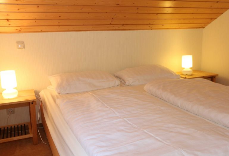1. Schlafzimmer mit Doppelbett 1. Schlafzimmer mit Doppelbett