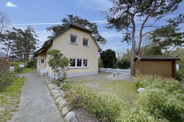 Doppelhaushälfte Weinrich mit Süd/Westterrasse Doppelhaushälfte Weinrich mit Süd/Westterrasse