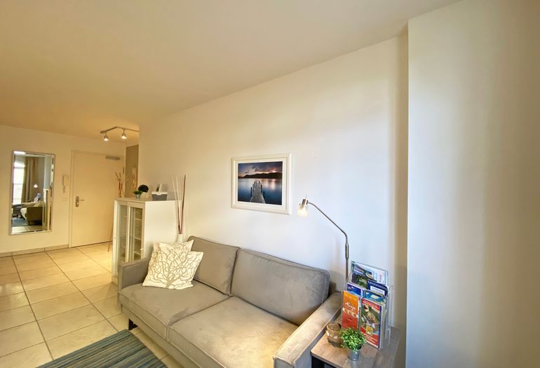 Wohnzimmer mit Couch Wohnzimmer mit Couch