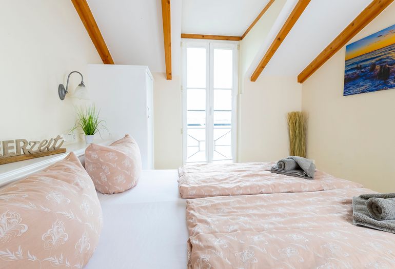 2. Schlafzimmer 2. Schlafzimmer