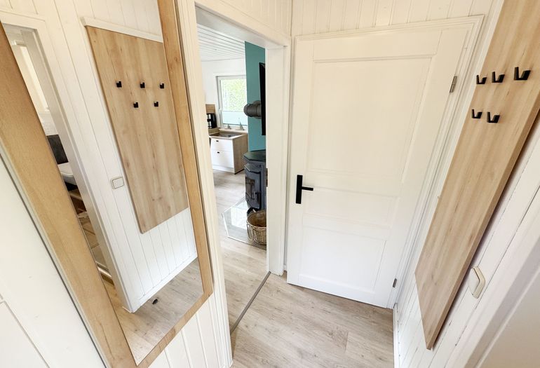 Flurbereich mit Garderobe Flurbereich mit Garderobe