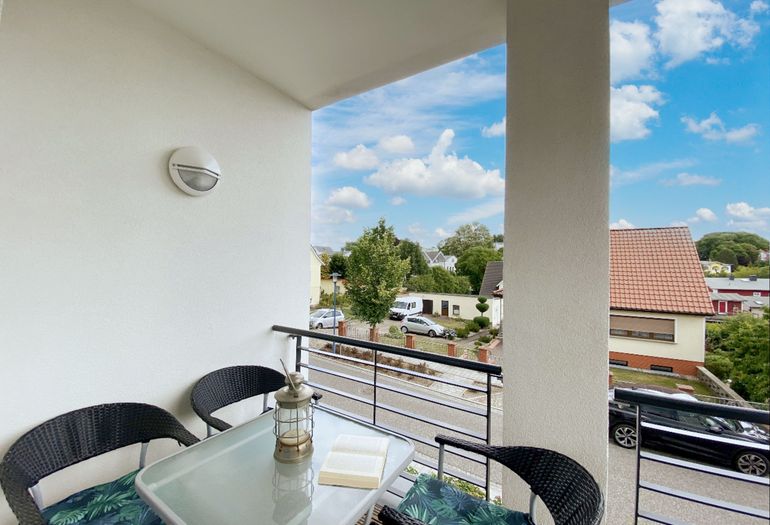 bestuhlter Balkon bestuhlter Balkon