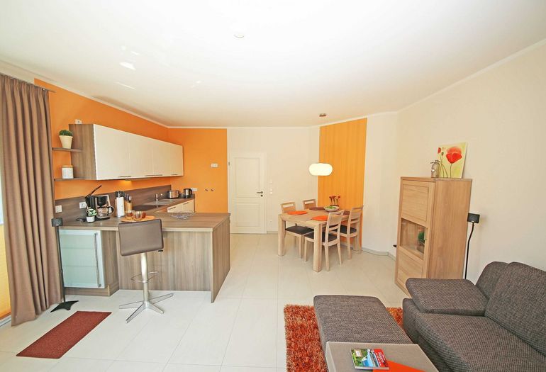 Wohnzimmer mit Couch