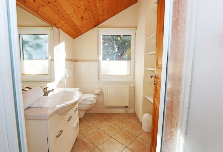 1. Duschbad 1. Duschbad