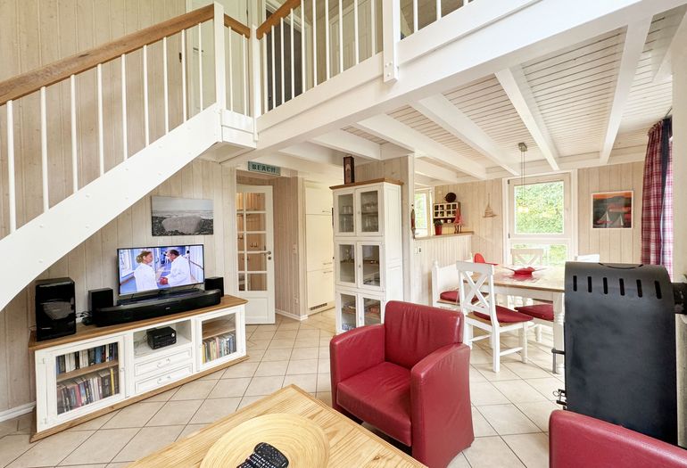 Wohnbereich mit Zugang zu 2 Schlafzimmern Wohnbereich mit Zugang zu 2 Schlafzimmern