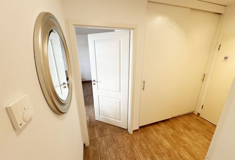 Flurbereich mit Garderobe Flurbereich mit Garderobe