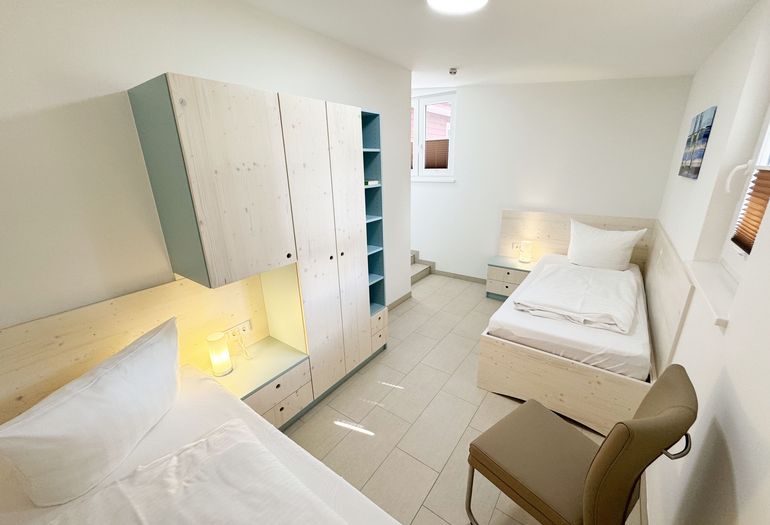 1. Schlafzimmer mit Kleiderschrank 1. Schlafzimmer mit Kleiderschrank