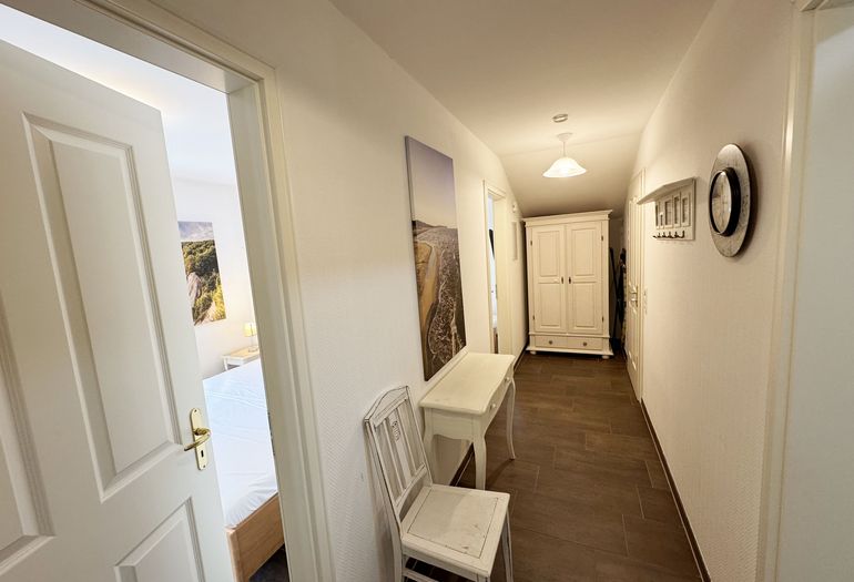 Flurbereich mit Garderobe Flurbereich mit Garderobe