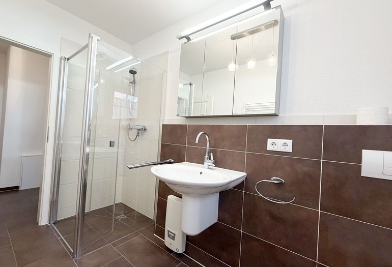 Ferienwohnung Nr. 05 LEON - Badezimmer Ferienwohnung Nr. 05 LEON - Badezimmer