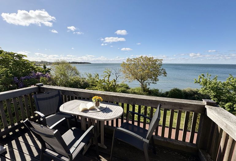Balkon mit Meerblick