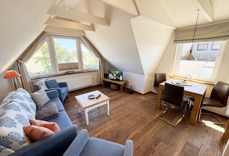 Wohn- und Essbereich