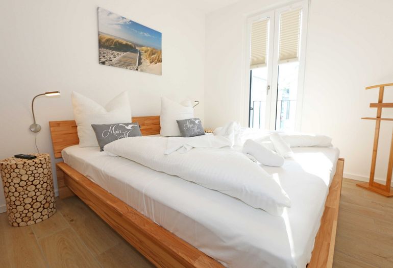 Schlafzimmer mit Doppelbett Schlafzimmer mit Doppelbett