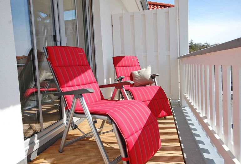 Villa Annika Whg.12 Penthouse Baltica mit Dachterrasse und Südbalkon Villa Annika Whg.12 Penthouse Baltica mit Dachterrasse und Südbalkon