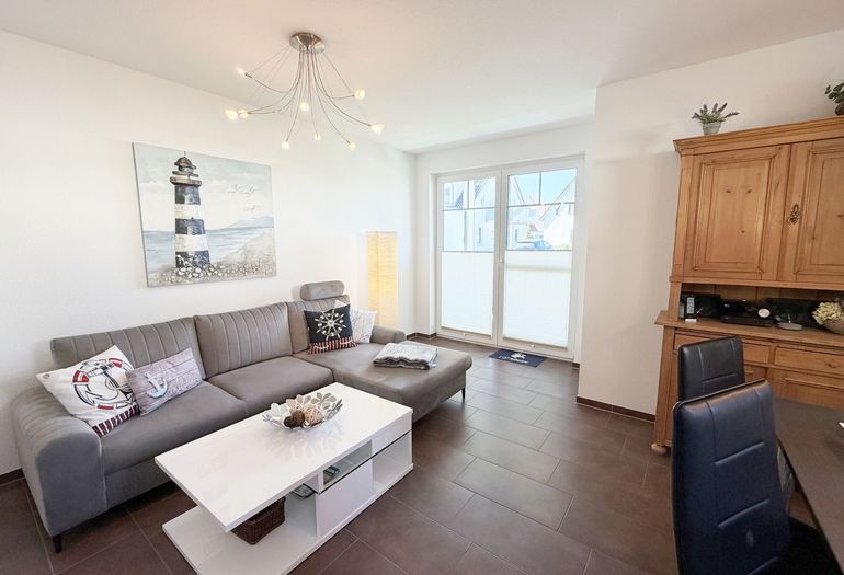 Ferienwohnung "Leon" Nr. 5 mit Terrasse Ferienwohnung "Leon" Nr. 5 mit Terrasse