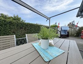 Haus an der Wiek mit Terrasse