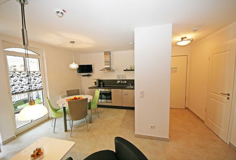 Haus Meeresblick Baabe - A 1.26 Seegeflüster mit Terrasse Haus Meeresblick Baabe - A 1.26 Seegeflüster mit Terrasse