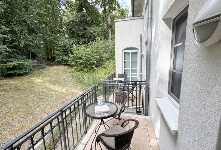 bestuhlter Balkon (Nord)