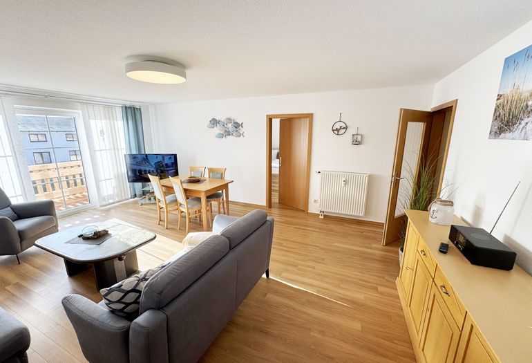 gemütlicher Wohnbereich mit Couch